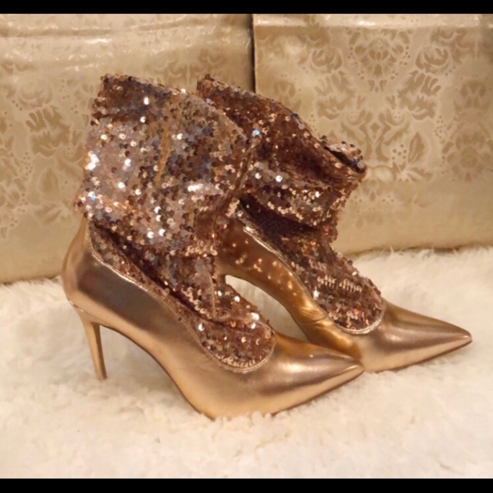 NWOT Liliana Sequin Boots